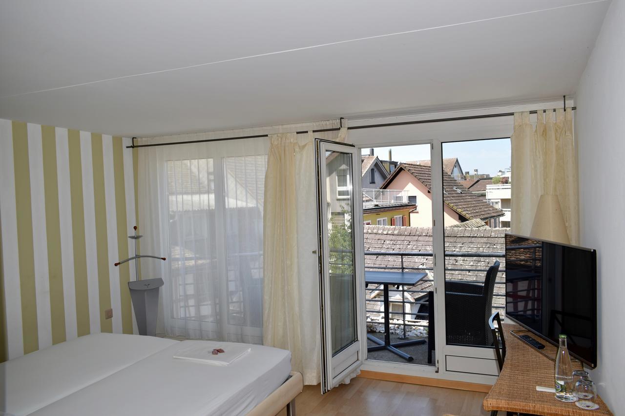 Hotel Baeren Lachen Exterior foto