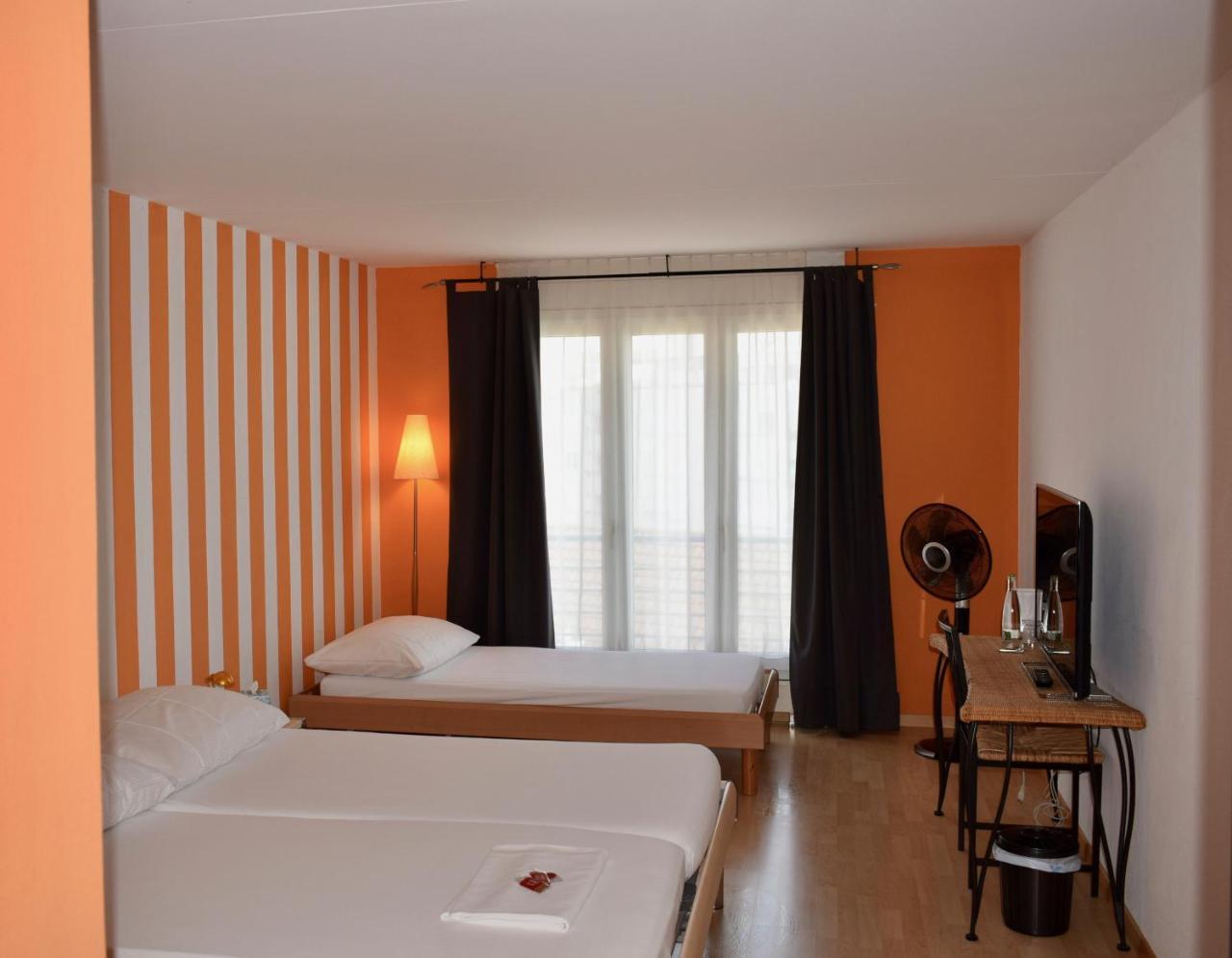 Hotel Baeren Lachen Exterior foto